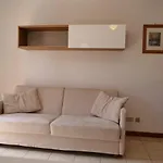 Apartamento Lounge Del Duca, Centralissimo Bicamere Su Due Livelli - Posto Auto A Richesta *
