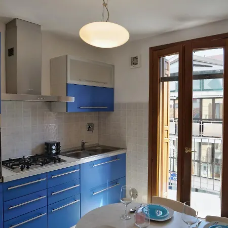 아파트 Lounge Del Duca, Centralissimo Bicamere Su Due Livelli - Posto Auto A Richesta