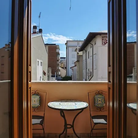 Lounge Del Duca, Centralissimo Bicamere Su Due Livelli - Posto Auto A Richesta 그라도