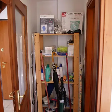 Apartment Lounge Del Duca, Centralissimo Bicamere Su Due Livelli - Posto Auto A Richesta