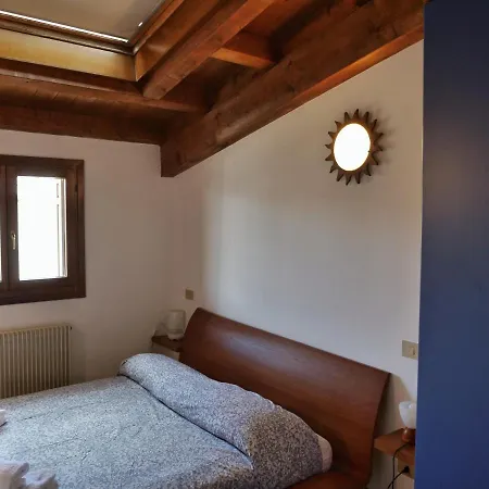 Lounge Del Duca, Centralissimo Bicamere Su Due Livelli - Posto Auto A Richesta Appartement *